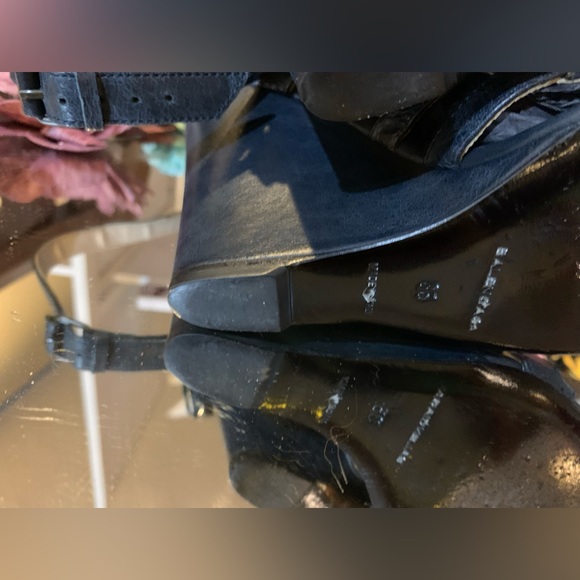 🥰😘BALENCIAGA studded gladiator wedges.
EUC. - Picture 9 of 9